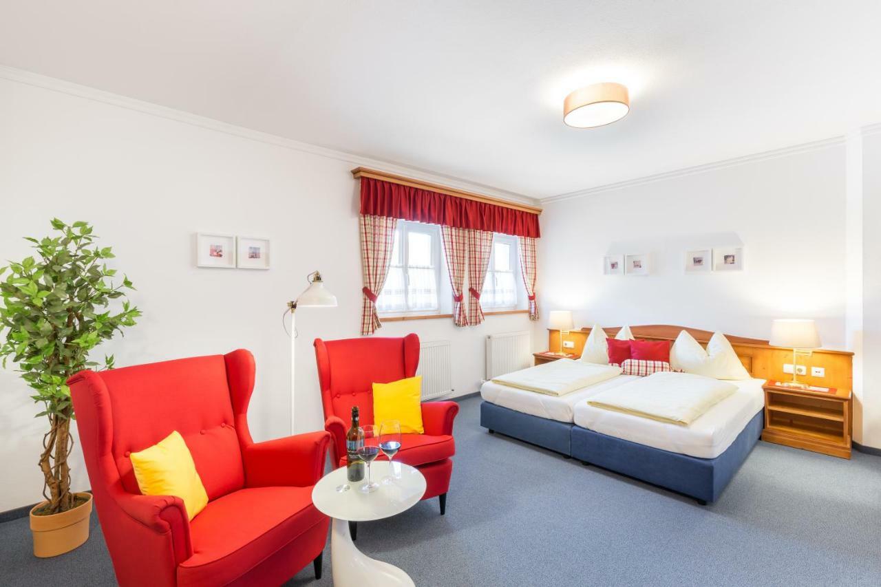 Hotel Garni Nöserlgut 4*